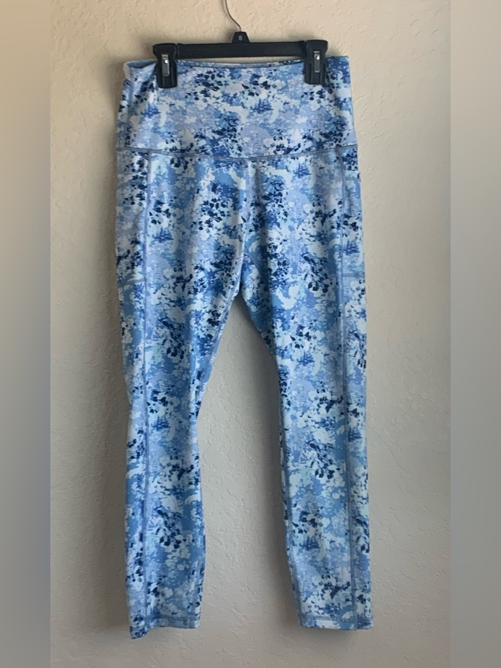High-Rise Blue Printed Performance Leggings